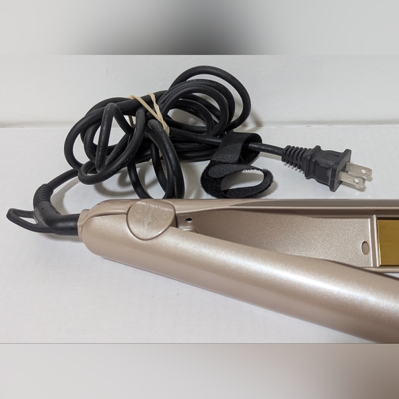 TYME | Iron Pro 2 in 1 Curling Iron & Straightener 1 Inch Titanium Plates - Rose - Picture 10 of 14